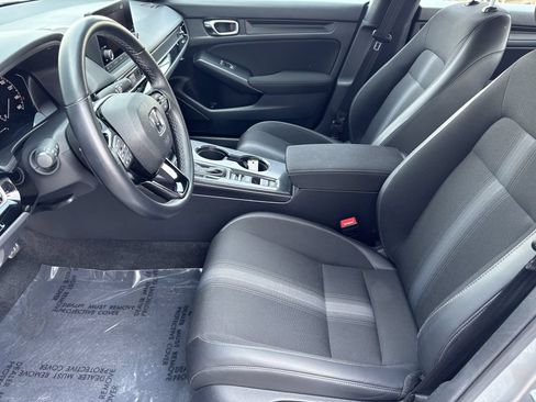 Used 2025 Honda Civic Sport image 13