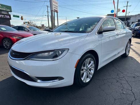 Used 2016 Chrysler 200 Limited w/ Anniversary Edition image 7