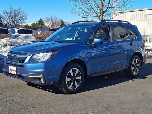 Used 2017 Subaru Forester 2.5i Limited image 3