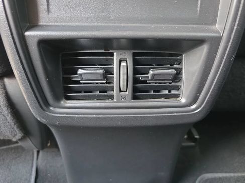 Used 2017 Nissan Murano S AWD/4WD image 38