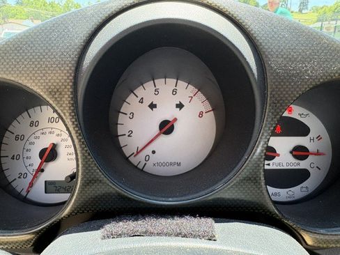 Used 2002 Toyota MR2 RWD image 12