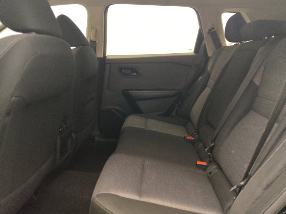 Used 2021 Nissan Rogue S FWD image 18
