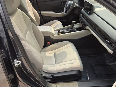 Certified 2024 Honda Accord EX image 16