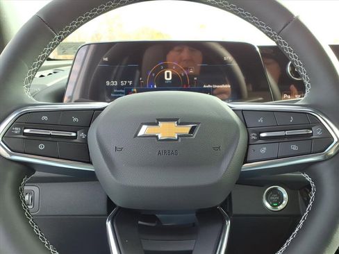 New 2026 Chevrolet Traverse LT w/ Driver Confidence Package image 13