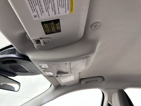 Used 2022 Ford Escape SE w/ SE Sport Appearance Package image 55