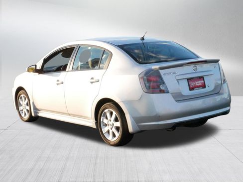 Used 2012 Nissan Sentra 2.0 SR image 5