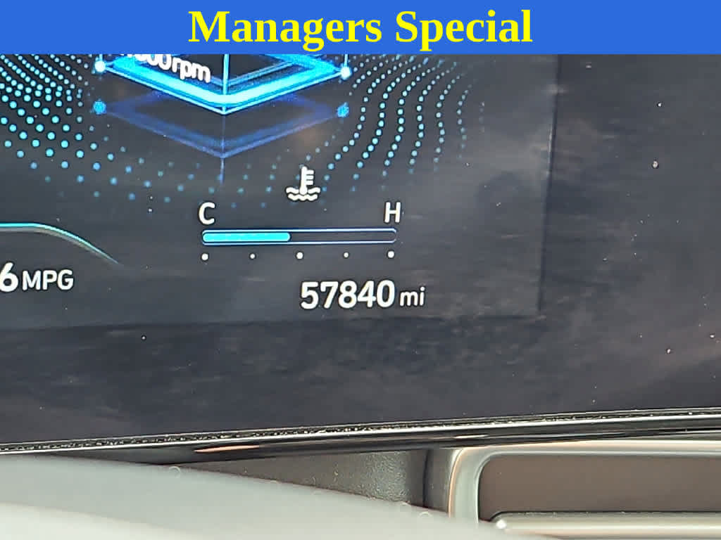 Used 2024 Hyundai Elantra SEL FWD image 19