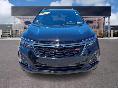 Used 2023 Chevrolet Equinox RS FWD image 2