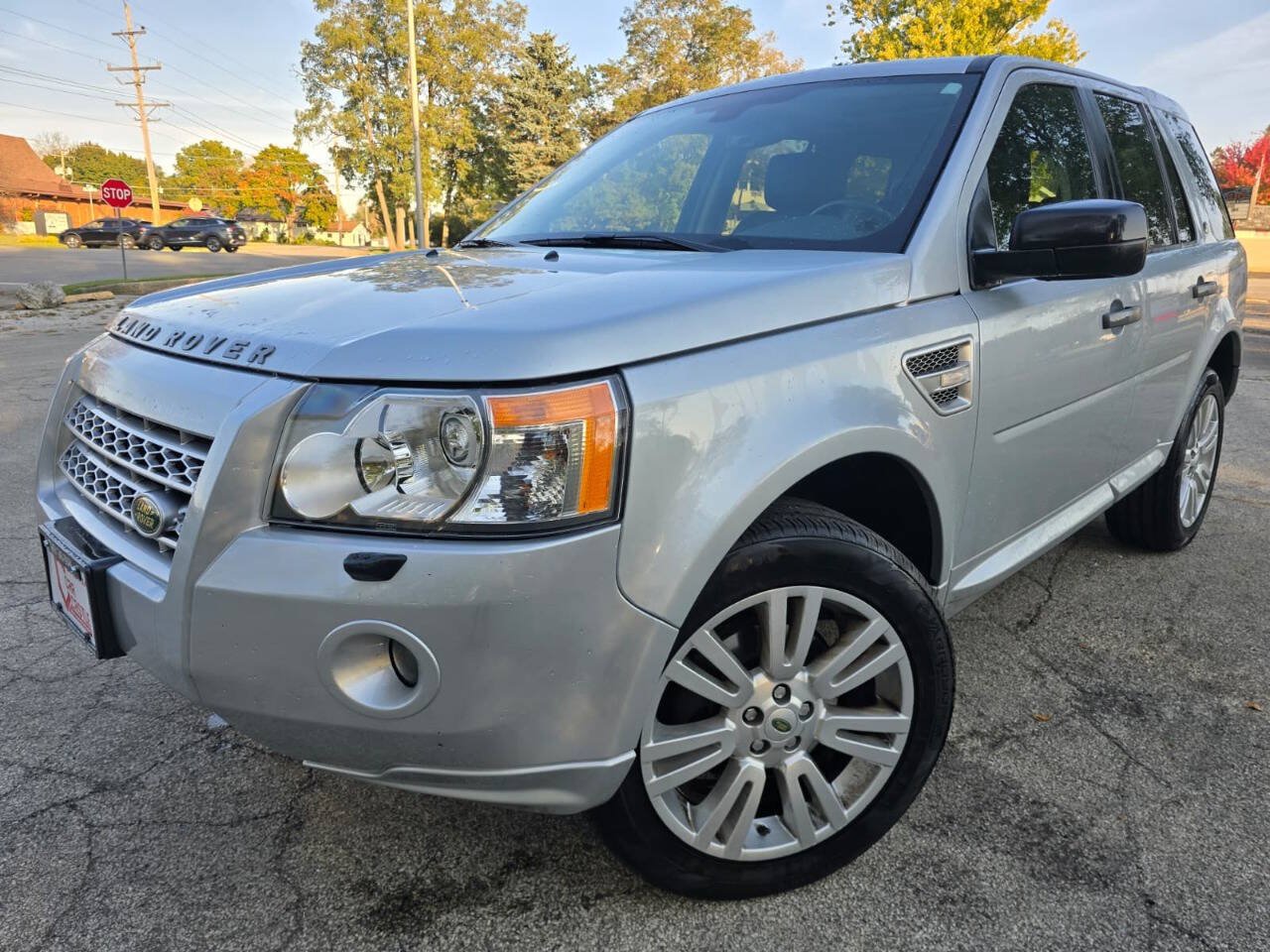 Used 2010 Land Rover LR2 HSE AWD/4WD image 1