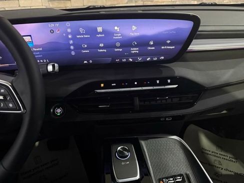 Used 2026 Buick Enclave Sport Touring w/ Power Package AWD/4WD image 19