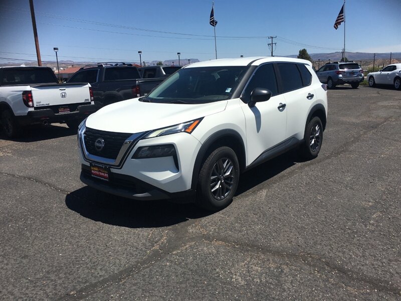 Used 2023 Nissan Rogue S AWD/4WD image 1