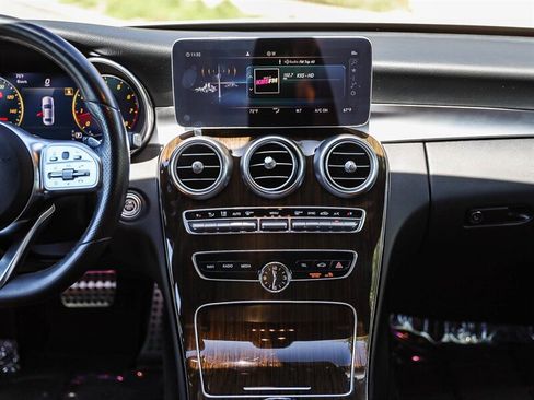 Used 2019 Mercedes-Benz C 300 Sedan image 18