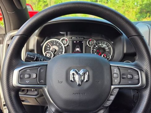 New 2026 RAM 1500 Express AWD/4WD image 11