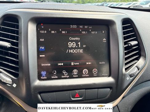Used 2014 Jeep Cherokee Latitude FWD image 17