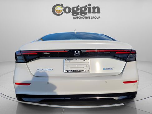 New 2025 Honda Accord EX-L image 4