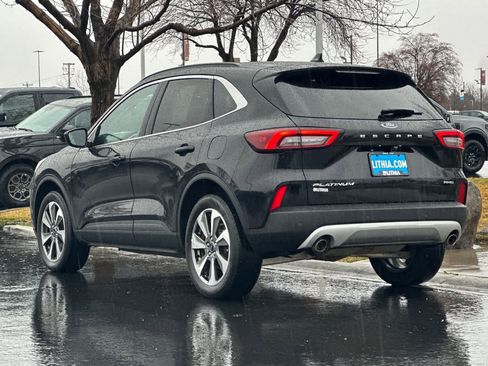 Certified 2025 Ford Escape Platinum image 6