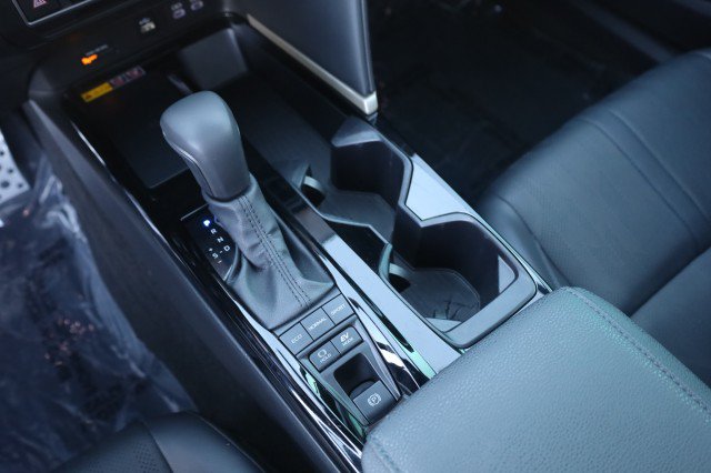 Used 2025 Toyota Camry XSE w/ Premium Package FWD image 33