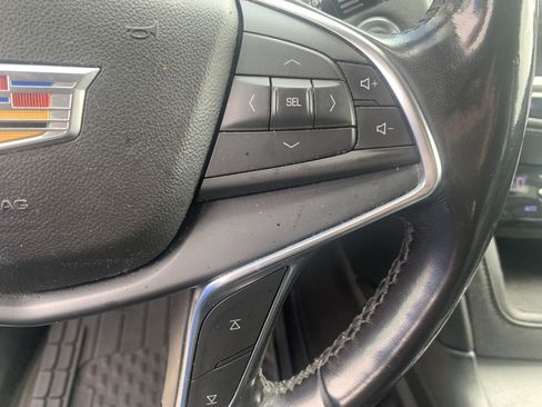 Used 2018 Cadillac XT5 Premium Luxury FWD image 20