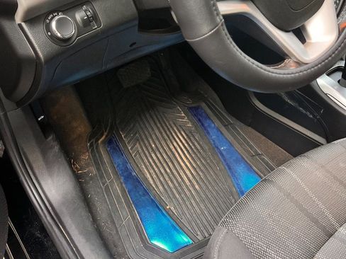 Used 2017 Chevrolet Sonic LT w/ Convenience Package image 4