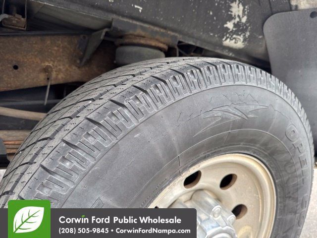 Used 2003 Ford F250 XLT AWD/4WD image 14