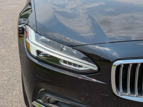 Used 2023 Volvo S90 B6 Ultimate w/ Protection Package Premier AWD/4WD image 10