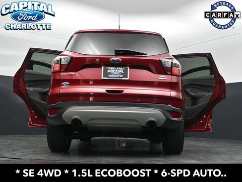 Used 2017 Ford Escape SE w/ Equipment Group 201A AWD/4WD image 38