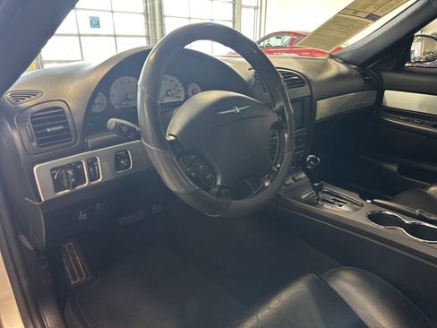 Used 2004 Ford Thunderbird Deluxe image 26