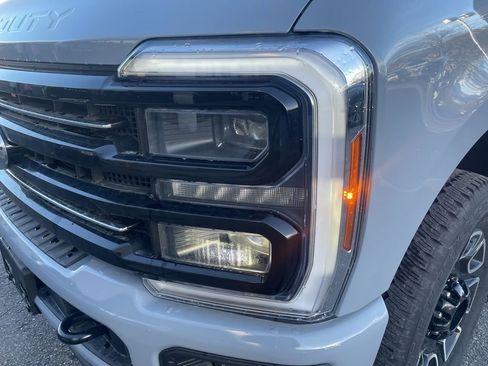 New 2026 Ford F350 Platinum image 32
