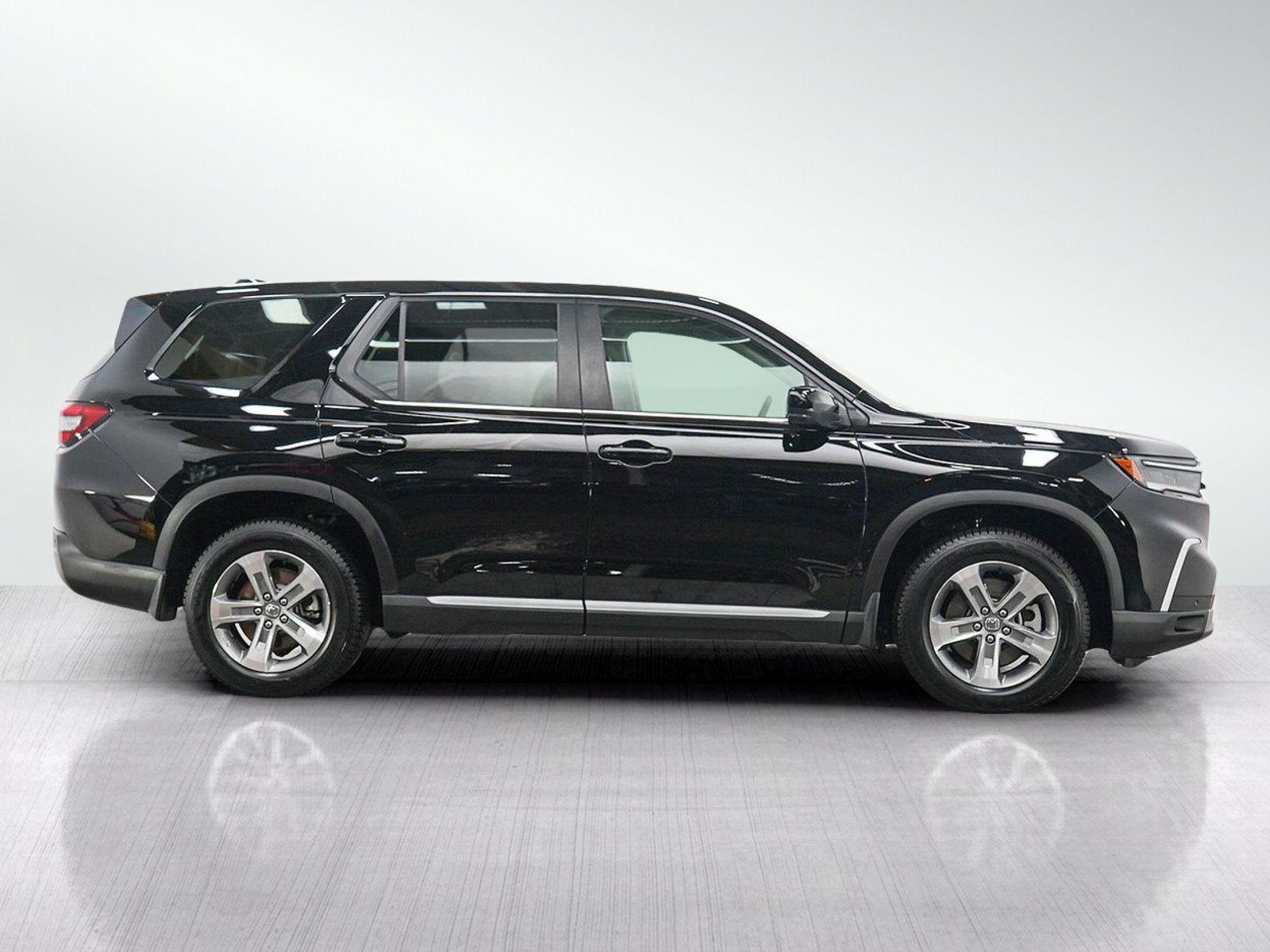 Used 2023 Honda Pilot EX-L image 6