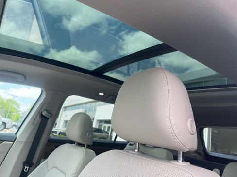 New 2026 Volkswagen Atlas SE FWD image 34