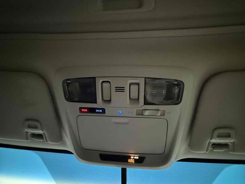 Used 2016 Subaru Outback 2.5i Limited image 32