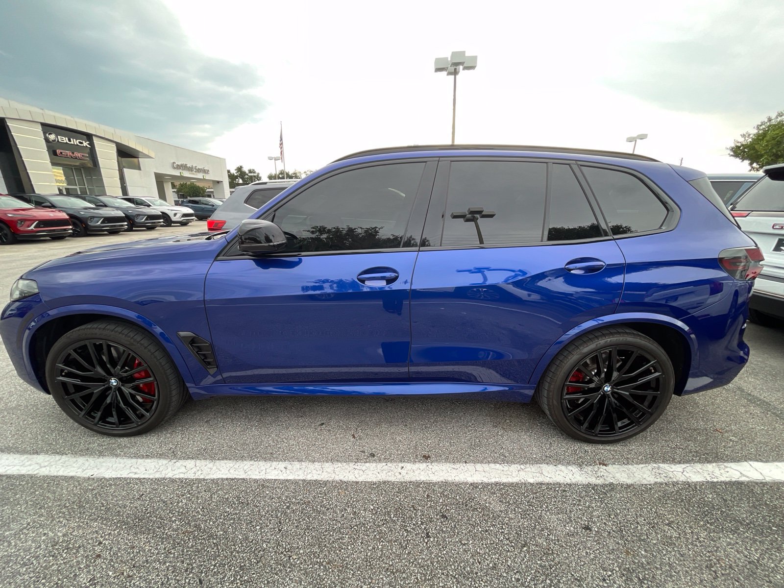 Used 2026 BMW X5 M60i w/ Executive Package AWD/4WD image 2