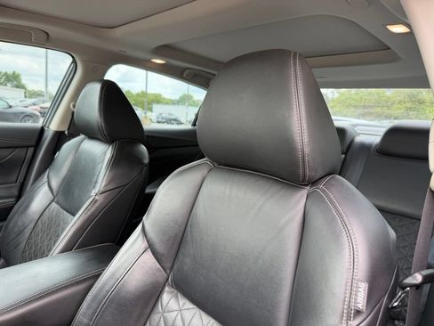 Used 2021 Nissan Maxima Platinum w/ Sport Mat Group FWD image 11