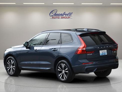 Used 2025 Volvo XC60 B5 Core image 6