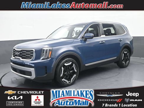 Used 2024 Kia Telluride S w/ S Sunroof Package FWD image 1