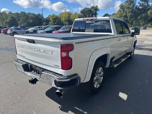 Used 2020 Chevrolet Silverado 2500 LTZ w/ LTZ Plus Package image 5