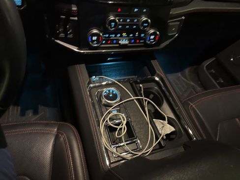 Used 2022 Ford Expedition Max Limited image 7