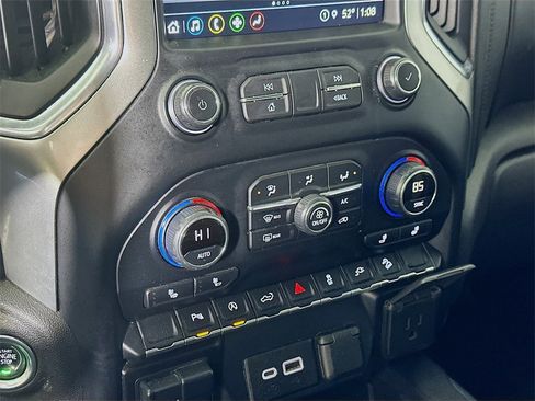 Used 2021 Chevrolet Silverado 1500 LT Trail Boss w/ Convenience Package II image 20