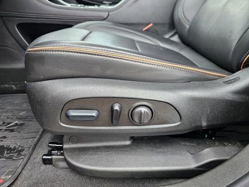 Used 2023 GMC Acadia AT4 w/ Technology Package image 14