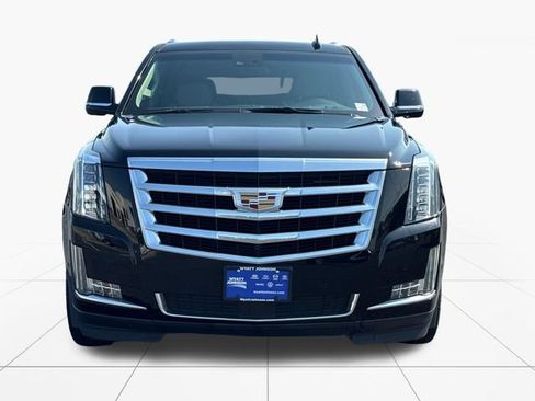 Used 2020 Cadillac Escalade ESV Premium Luxury RWD image 9