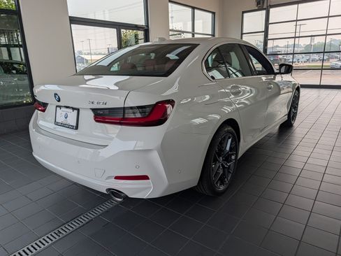 New 2026 BMW 330i xDrive Sedan w/ Convenience Package AWD/4WD image 2