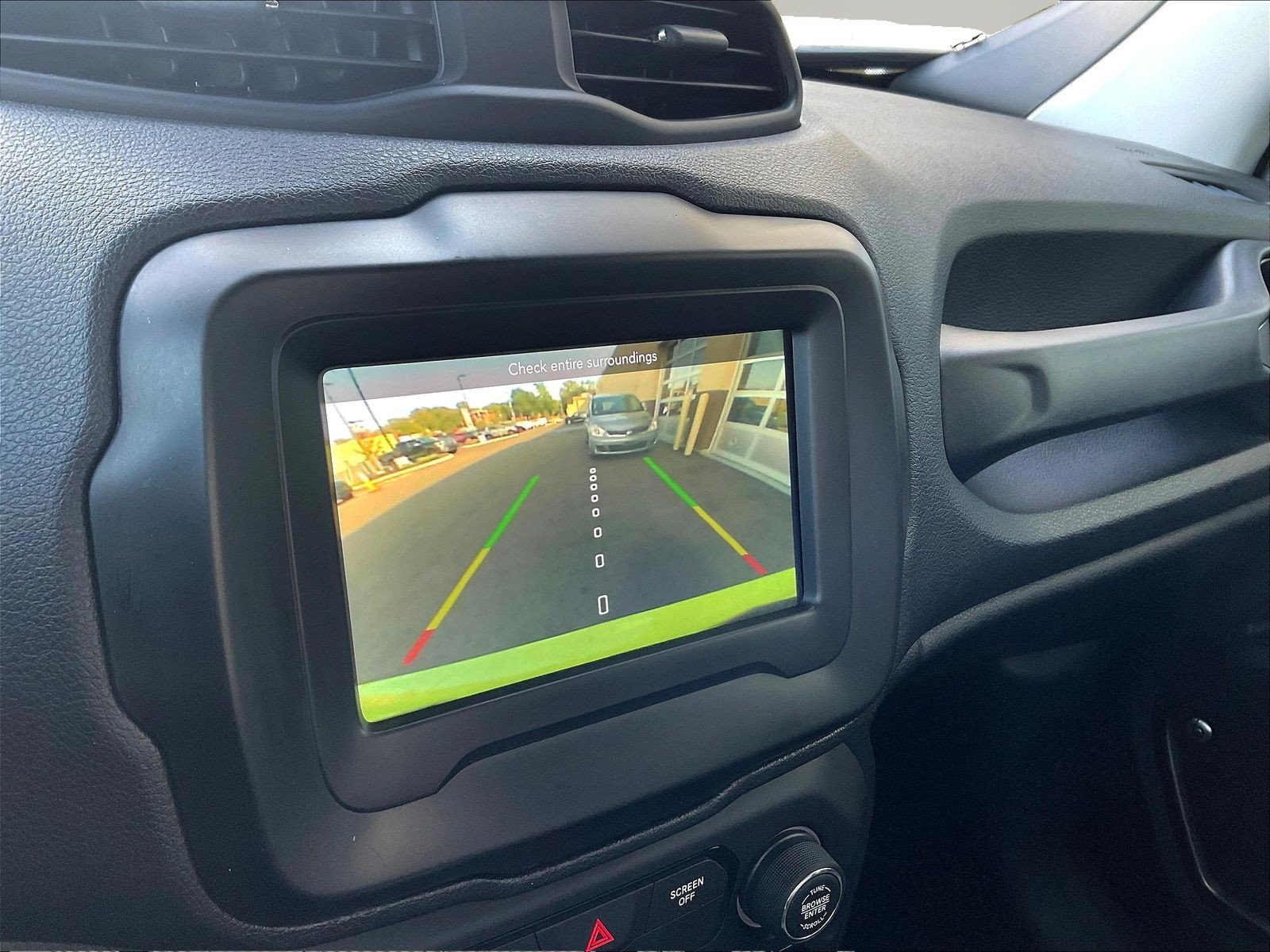Used 2018 Jeep Renegade Limited FWD image 14
