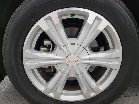 Used 2017 GMC Terrain SLE FWD image 31