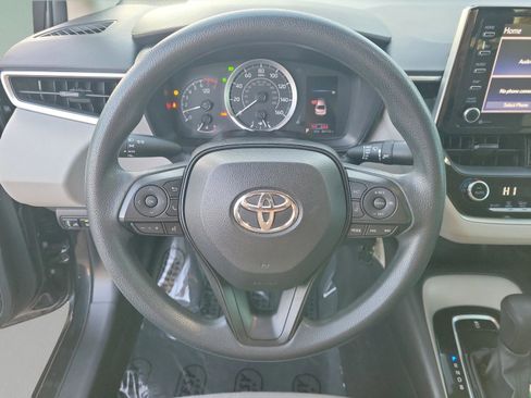 Used 2021 Toyota Corolla LE image 22