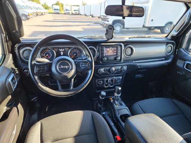 Used 2021 Jeep Gladiator Sport AWD/4WD image 34