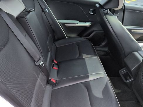 Used 2025 Kia K4 GT-Line w/ GT-Line Premium Package FWD image 11