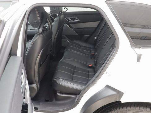 Used 2022 Land Rover Range Rover Velar R-Dynamic S image 16