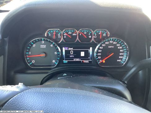 Used 2018 Chevrolet Tahoe LT w/ LT Signature Package image 8