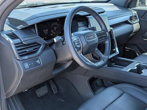 Used 2024 GMC Acadia Elevation FWD image 10