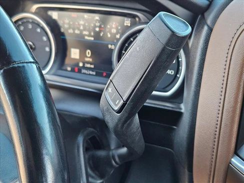 Used 2021 Chevrolet Silverado 1500 High Country w/ Technology Package image 11